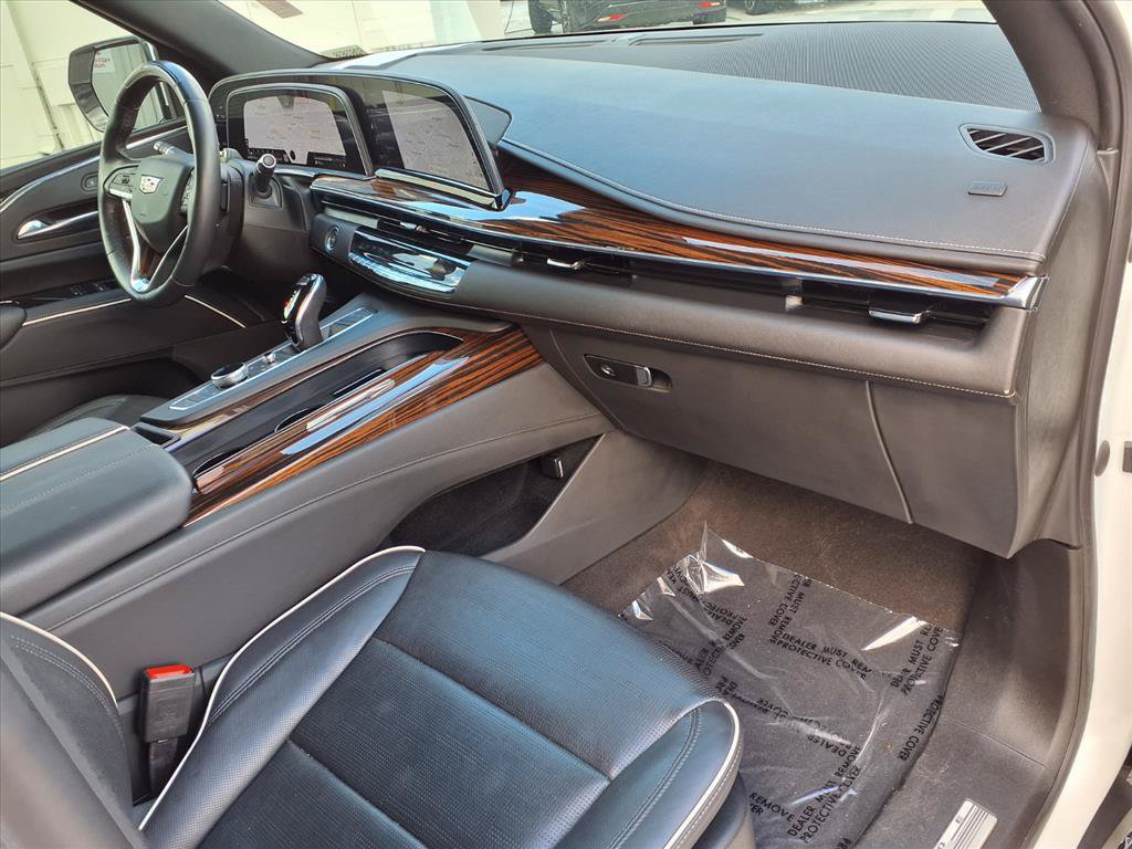Used 2022 Cadillac Escalade Premium Luxury RWD image 8