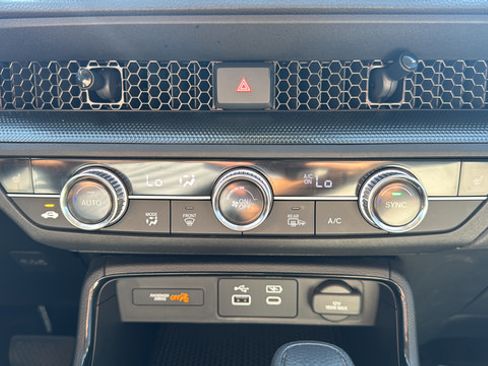 Used 2024 Honda CR-V EX image 19