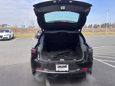 Used 2024 Alfa Romeo Tonale Veloce image 31