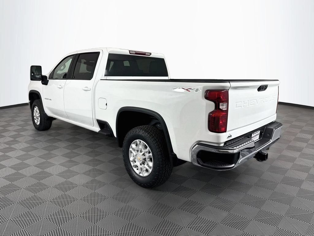Used 2021 Chevrolet Silverado 2500 LT w/ Fleet Comfort Package AWD/4WD image 5