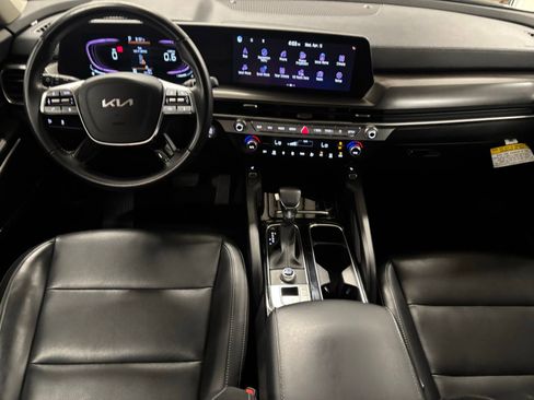 Used 2024 Kia Telluride S FWD image 11