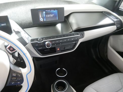 Used 2015 BMW i3 w/ Range Extender image 11
