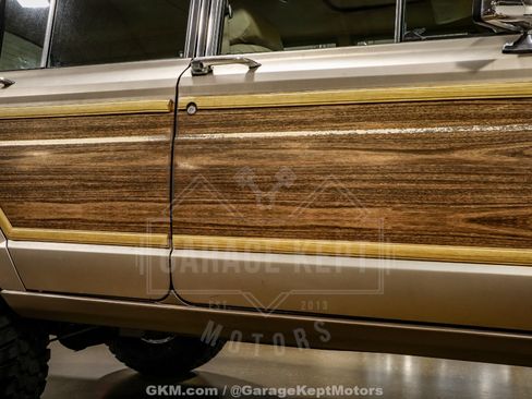 Used 1988 Jeep Grand Wagoneer AWD/4WD image 52