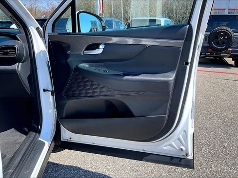 Used 2023 Hyundai Santa Fe SEL image 12