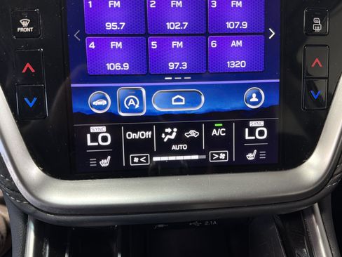Used 2020 Subaru Outback Limited w/ Popular Package #2 AWD/4WD image 21