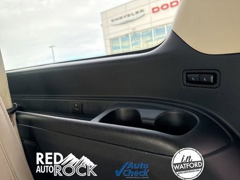 Used 2024 Ford Expedition Max Limited image 18