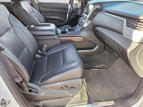 Used 2017 GMC Yukon SLT w/ Open Road Package image 14