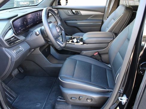 Used 2025 Buick Enclave Sport Touring image 16