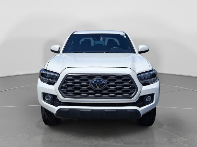 Used 2023 Toyota Tacoma TRD Off-Road w/ Advanced Technology Package AWD/4WD image 2
