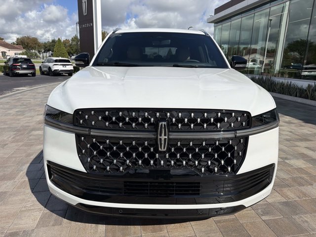 New 2027 Lincoln Navigator Black Label AWD/4WD image 6