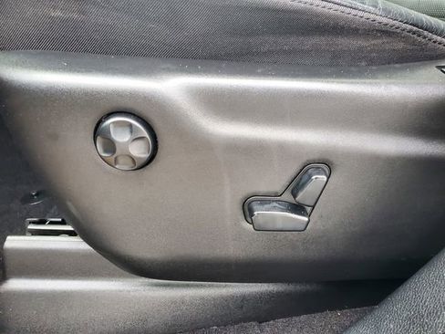 Used 2020 Jeep Grand Cherokee Limited X image 23