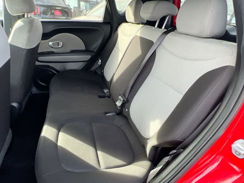 Used 2019 Kia Soul image 23