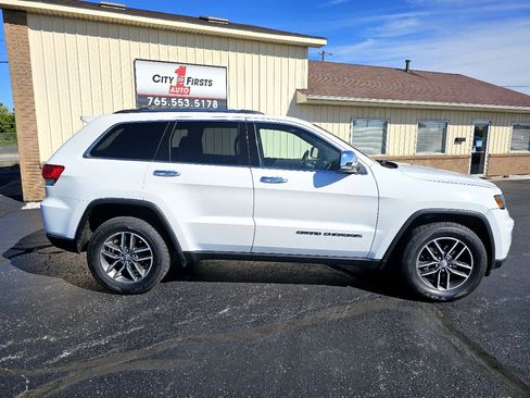 Used 2017 Jeep Grand Cherokee Limited image 33