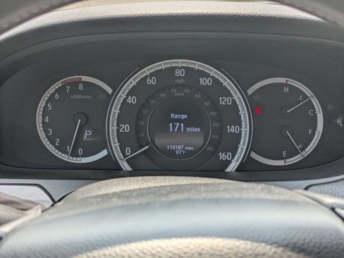 Used 2016 Honda Accord Touring image 10