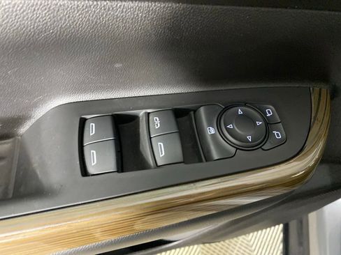 Used 2023 GMC Acadia SLE w/ Driver Convenience Package AWD/4WD image 23