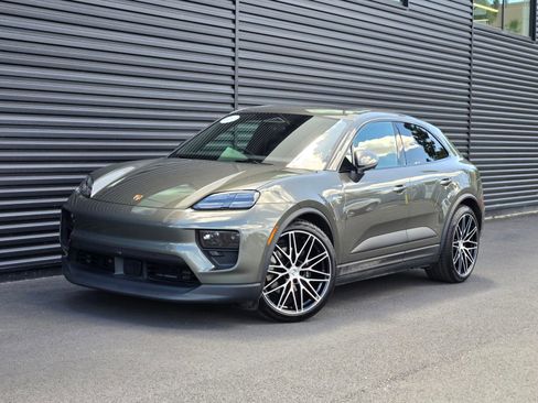 Certified 2025 Porsche Macan 4 Electric AWD/4WD image 1