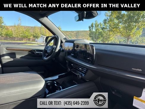 New 2026 Chevrolet Suburban High Country image 12