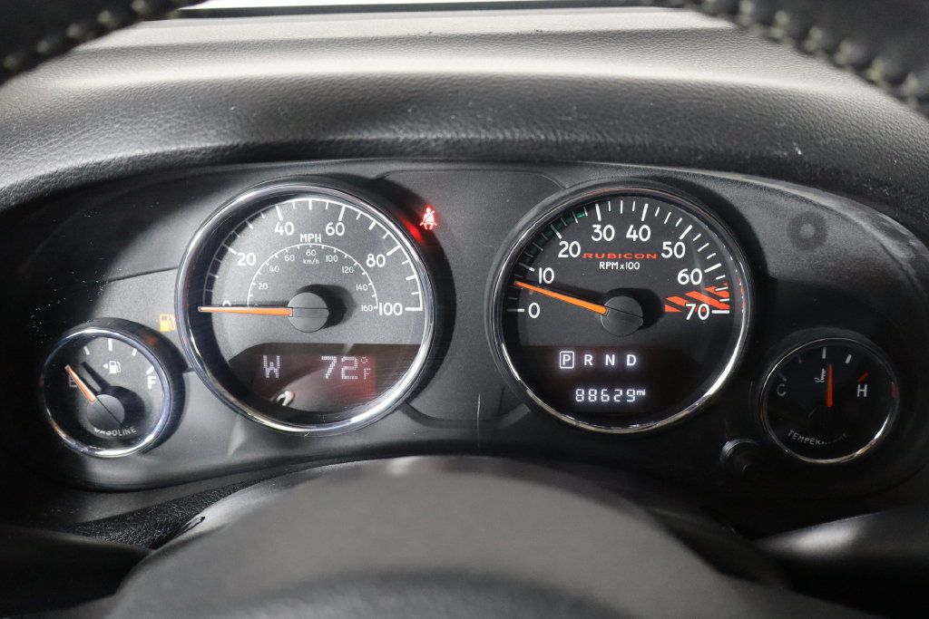 Used 2016 Jeep Wrangler Unlimited Rubicon AWD/4WD image 17