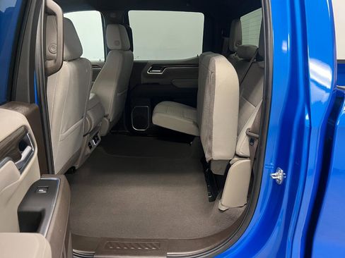 Used 2025 Chevrolet Silverado 1500 LT image 31
