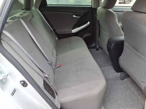 Used 2012 Toyota Prius Two FWD image 11