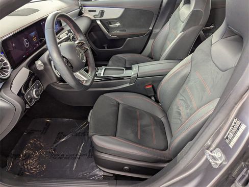 Certified 2025 Mercedes-Benz CLA 250 image 9