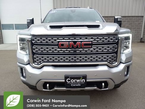 Used 2022 GMC Sierra 3500 Denali w/ Denali Ultimate Package image 8
