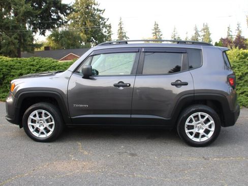 Used 2019 Jeep Renegade Sport w/ Sport Appearance Group AWD/4WD image 13