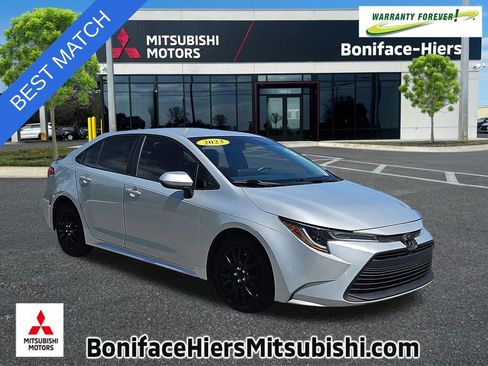 Used 2023 Toyota Corolla LE FWD image 1