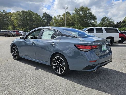 New 2025 Nissan Sentra SR w/ Trunk Package image 7
