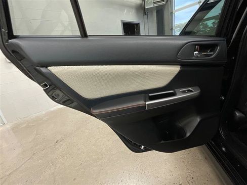 Used 2016 Subaru Crosstrek 2.0i Premium AWD/4WD image 22