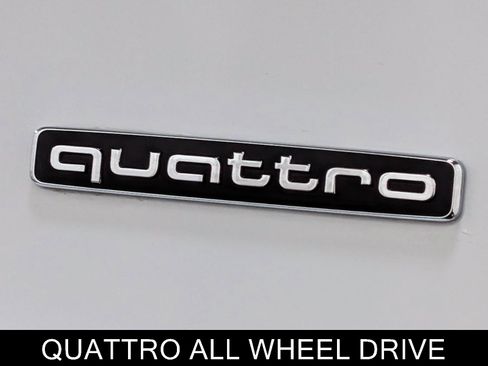 Used 2023 Audi Q5 e Premium Plus w/ Premium Plus Package image 12