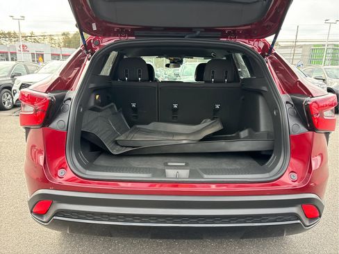 Certified 2024 Chevrolet Trax RS w/ Driver Confidence Package image 29