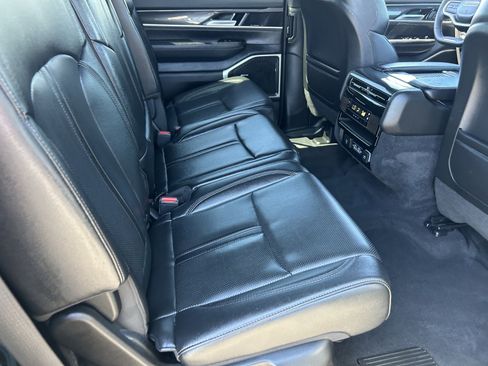 Used 2024 Jeep Wagoneer L 4WD image 13
