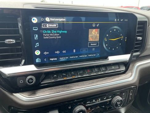 Used 2022 Chevrolet Silverado 1500 LTZ AWD/4WD image 7