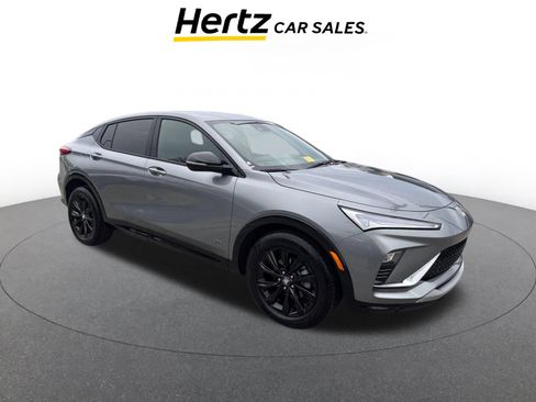 Used 2025 Buick Envista Sport Touring image 1