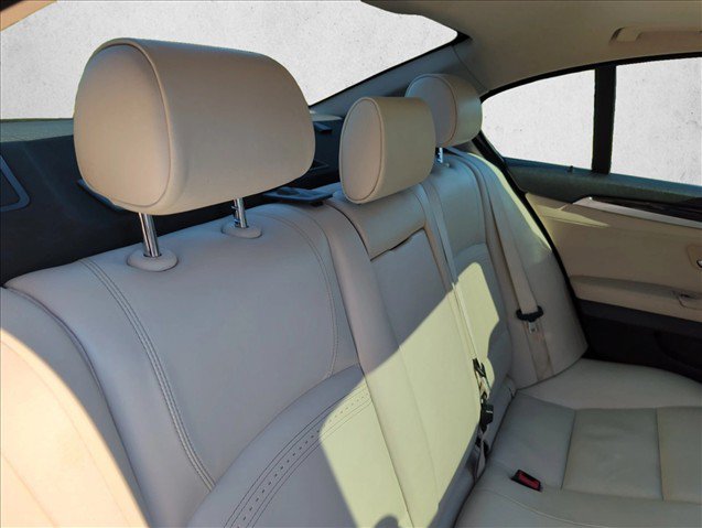 Used 2016 BMW 535i Sedan RWD image 22