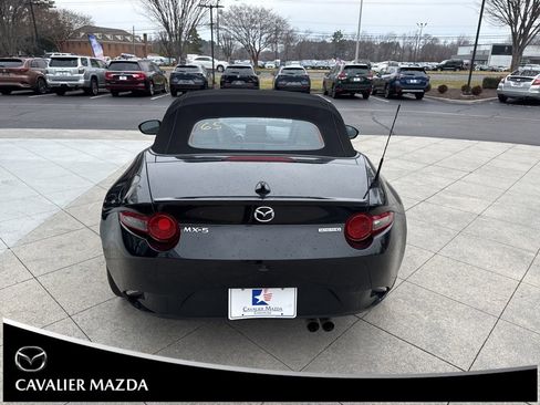 Used 2023 MAZDA MX-5 Miata Grand Touring w/ Weather Package image 3