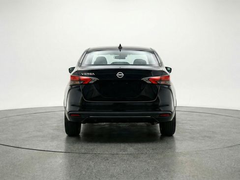 Used 2025 Nissan Versa SV image 7