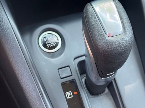 Certified 2025 Nissan Kicks Play S image 35