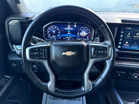 Used 2023 Chevrolet Silverado 1500 LT AWD/4WD image 14