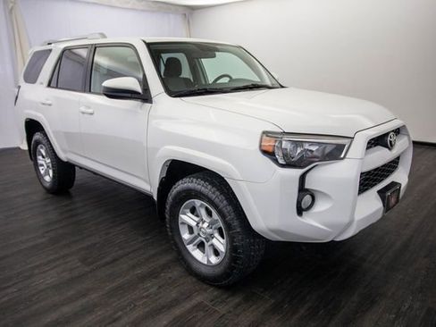 Used 2016 Toyota 4Runner 4WD 4dr V6 SR5 image 2