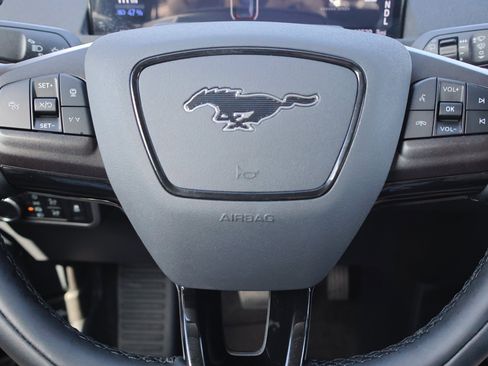 Certified 2024 Ford Mustang Mach-E Select image 18