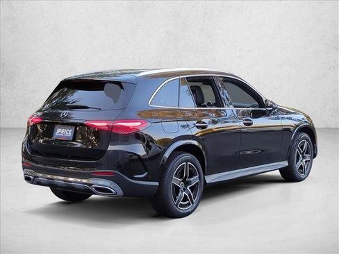 Used 2026 Mercedes-Benz GLC 300 image 5