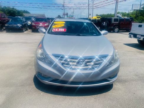 Used 2011 Hyundai Sonata Limited FWD image 5