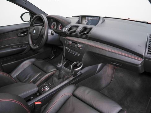 Used 2011 BMW 1 Series M image 27