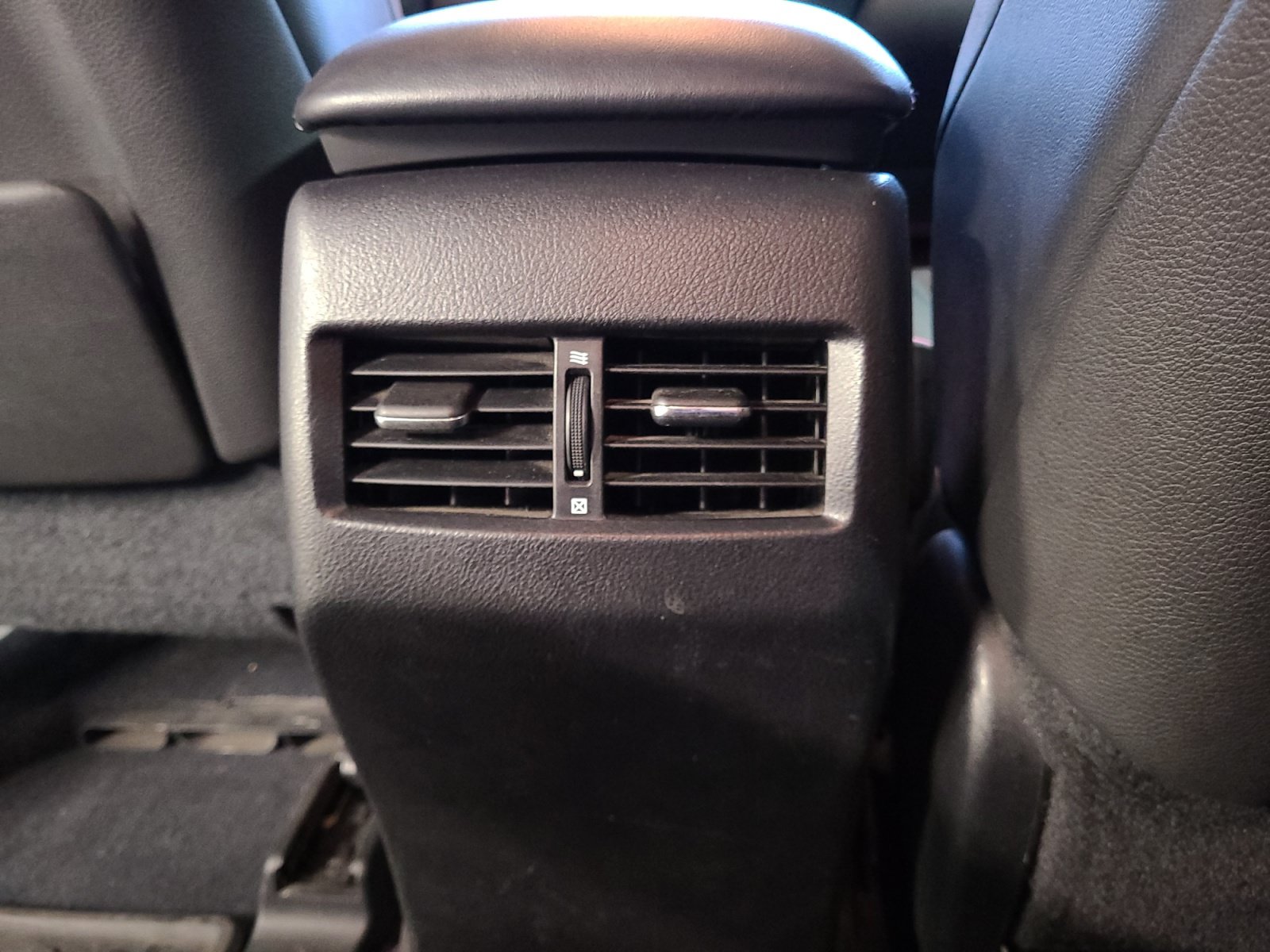 Used 2013 Lexus RX 350 AWD image 32