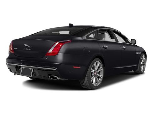 Used 2016 Jaguar XJ L Portfolio AWD/4WD image 2