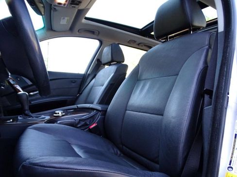 Used 2007 BMW 530xi Wagon image 33