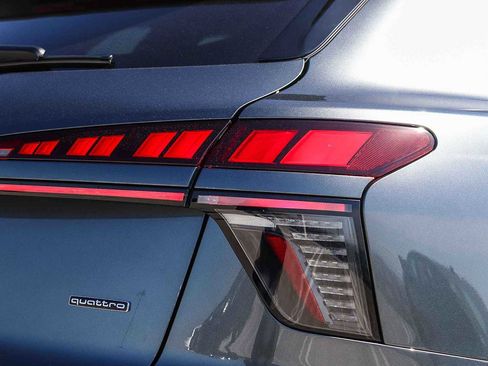 New 2026 Audi Q3 quattro 2.0T image 10