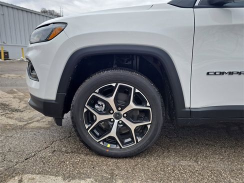 New 2026 Jeep Compass Limited image 8